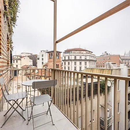 Luxury With View Steps From The Duomo Mailand