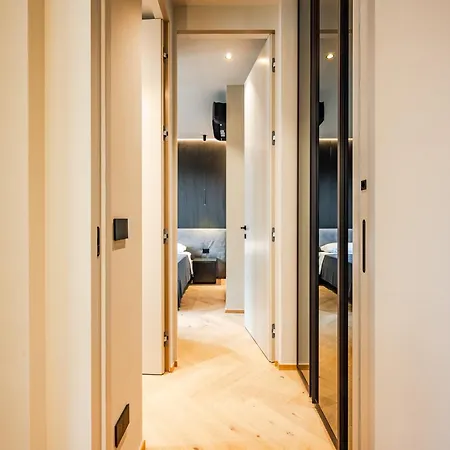 Luxury With View Steps From The Duomo Apartmán