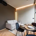דירה Luxury With View Steps From The Duomo *