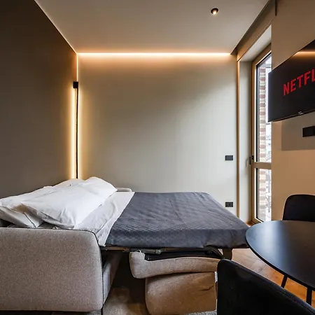 Luxury With View Steps From The Duomo דירה