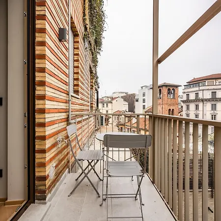 Luxury With View Steps From The Duomo 公寓 *